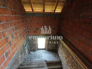 Unfinished family house 100 m2, on a plot of 480 m2 photo 3