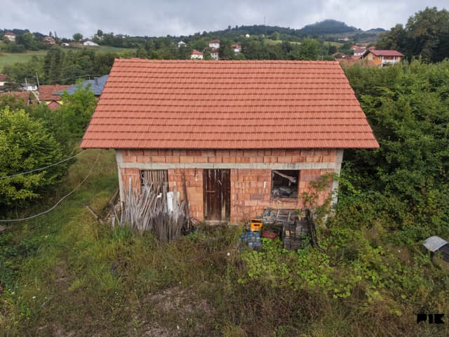 Breza, Banjevac: House with yard for sale