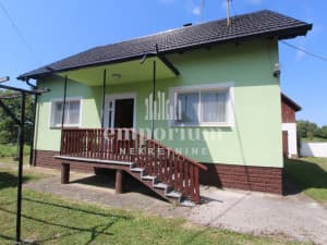 Move-in ready house with an area of 80 m2 and a plot size of 3,478 m2 photo 2
