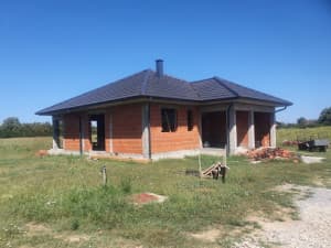 House in Gradiška, 145m2 - grey phase and plot of 1000m2 photo 4