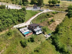 SIGNED: House with pool / Panoramic view / Privacy / Nahorevo photo 21