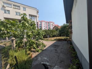 HOUSE FOR SALE EXCELLENT LOCATION IN THE VERY CENTER photo 3