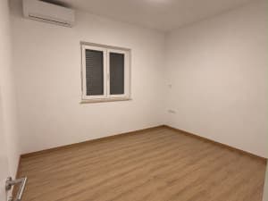 Commercial Space Trn Laktasi photo 6