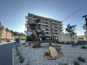 Large commercial space 159 m2 with garden - Hills Residence 3 photo 3
