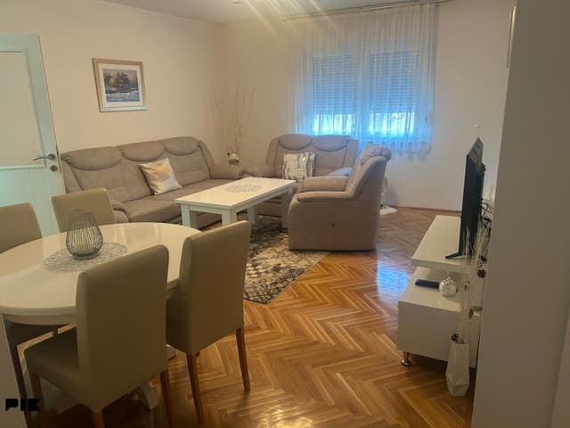 Stan Bihać 59m2 photo 2
