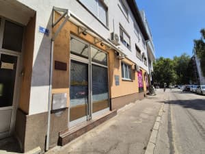 Commercial space 34m2 Center near NLB Bank Banja Luka photo 2