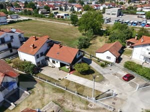 Excellent two houses 511.96m2 | Derviši | Land 998m2
