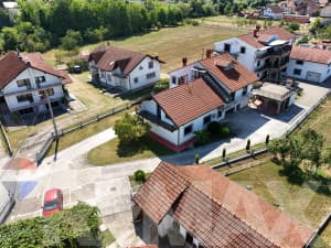 Excellent two houses 511.96m2 | Derviši | Land 998m2 photo 2