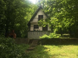 Prodaje se kuća na obali Jablaničkog jezera na parceli 1.073m2 photo 3