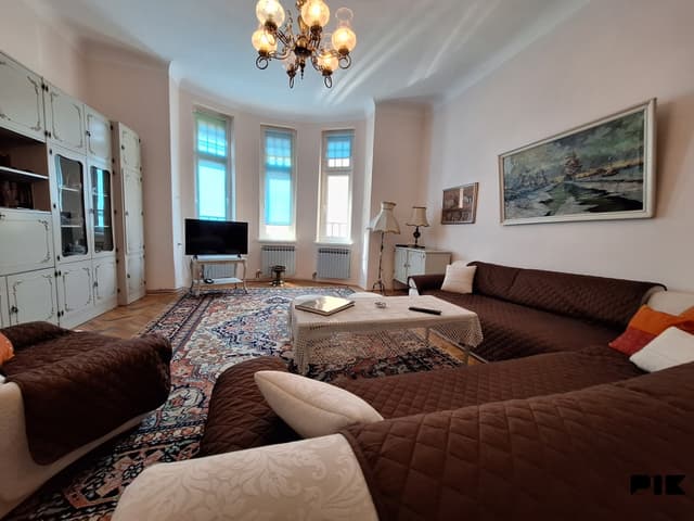 Four-room apartment on Ferhadija Street
