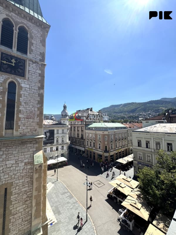 Five-bedroom apartment near the Cathedral, Old Town, Sarajevo