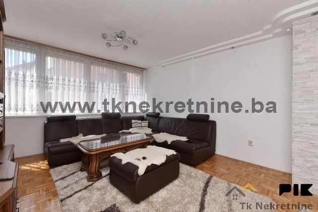 LUKAVAC - Quality 3-room apartment, 76 m2, with garage