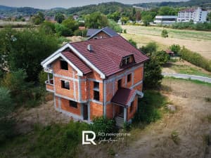 For sale residential property 317m2, plot 1046m2, Laktaši