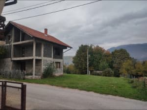 House Travnik Slimena