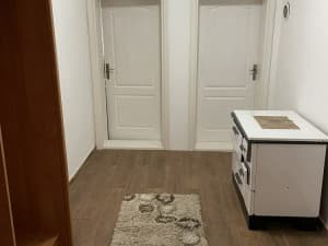 I am renting a floor of a house and a garage. photo 3