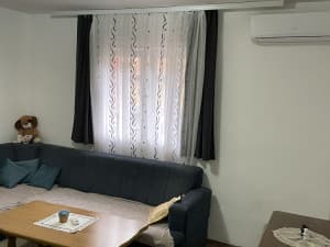 I am renting a floor of a house and a garage. photo 4