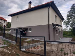 Selling a house in Kaknj photo 2