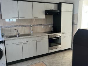 Modern and furnished house with yard - IMMEDIATELY MOVE-IN READY photo 3