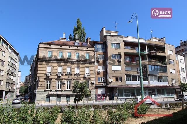 Two-room apartment with balcony and loggia, Marijin Dvor