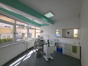 Fully equipped business space/dental office, Hrasno