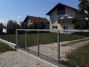 House, two-storey house with yard in Jelah Polje photo 2
