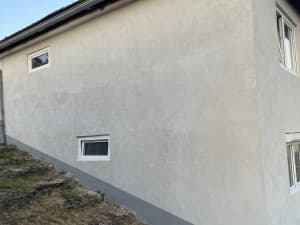 Kuća i ostava sa okucnicom photo 6