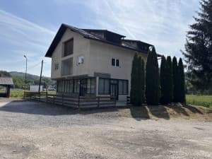 Commercial Space Vitez
