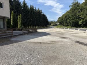 Commercial Space Vitez photo 4
