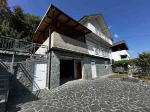 Sigenx sells a house with a yard / Hadžići photo 16