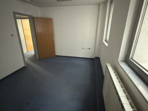Commercial space Bijeljina 126m2 photo 5