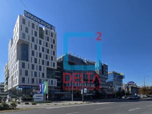 Attractive commercial space /ground floor/ shopping center / IMPORTANNE