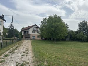 Residential-commercial building with land - 5000 m2 photo 6