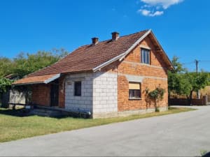 House Sitnesi photo 2