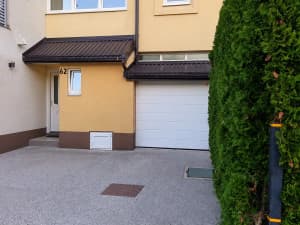 Beautiful apartment/house in a row, Ilidža, Luzani