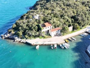 OSOBJAVA, PELJESAC stone house with garden building A photo 5