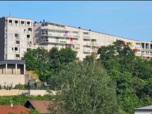 I am exchanging a 42.5 sqm apartment in Makovi for a house.