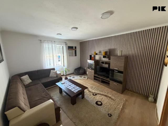 Urgent sale Three-bedroom, Sarajevo - Marijin Dvor apartment with garden