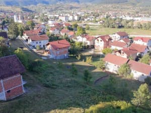 Šipovo, house in town with a large yard