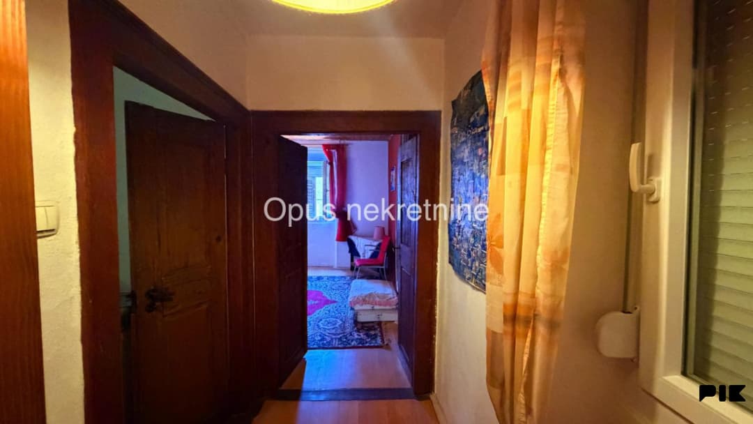 METKOVIC, CENTER stone house in the center photo 11