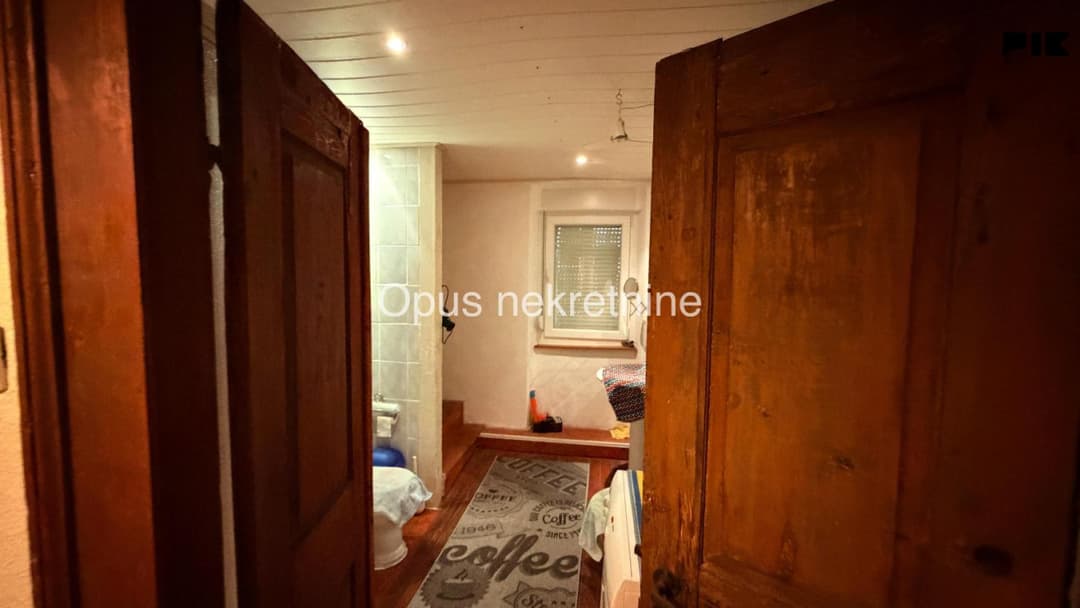 METKOVIC, CENTER stone house in the center photo 13