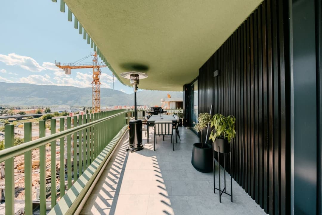 Prodaja luksuznog trosobnog stana 105 m2 sa tri garažna mjesta photo 11