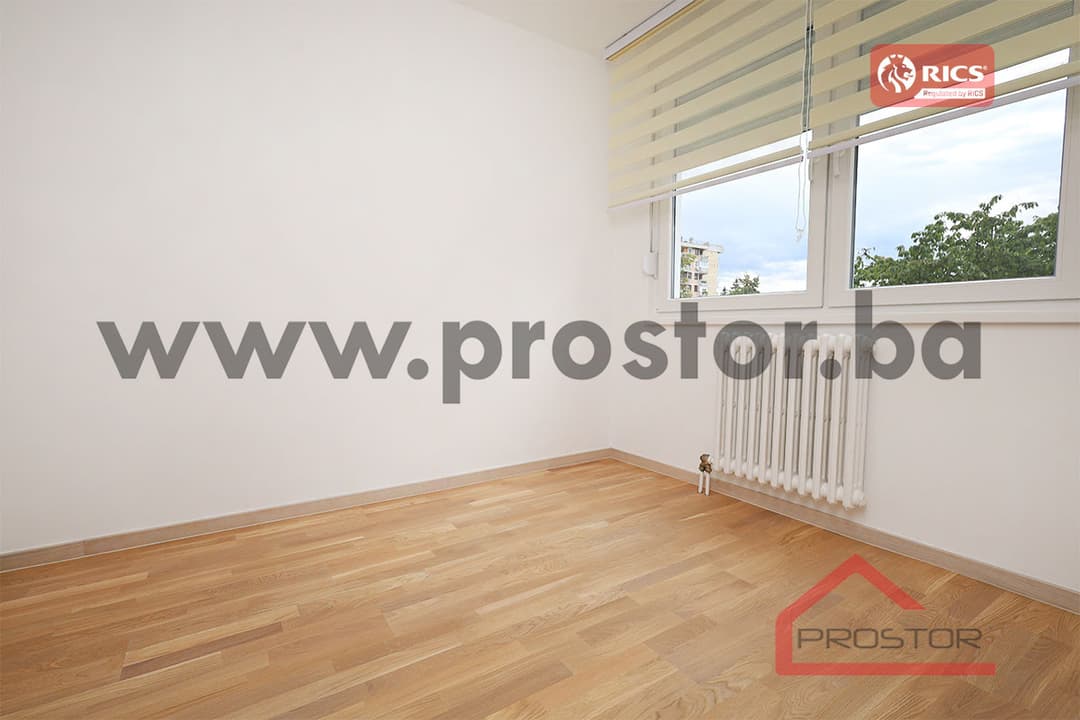 Furnished three-room apartment, Dobrinja photo 14