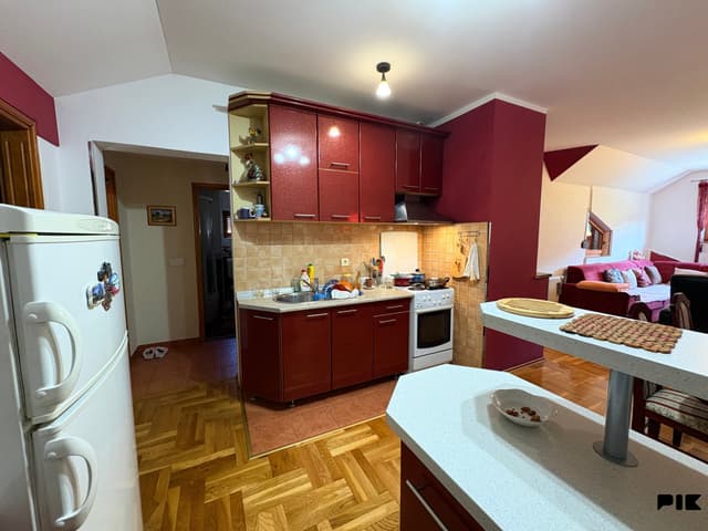 Stanovi i apartmani Banja Luka 73m2 photo 3