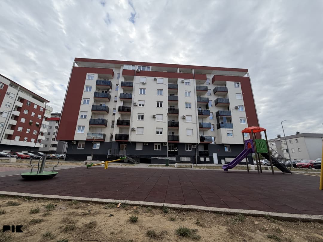 Two-bedroom apartment, 52 m², East Sarajevo, 4th floor photo 2
