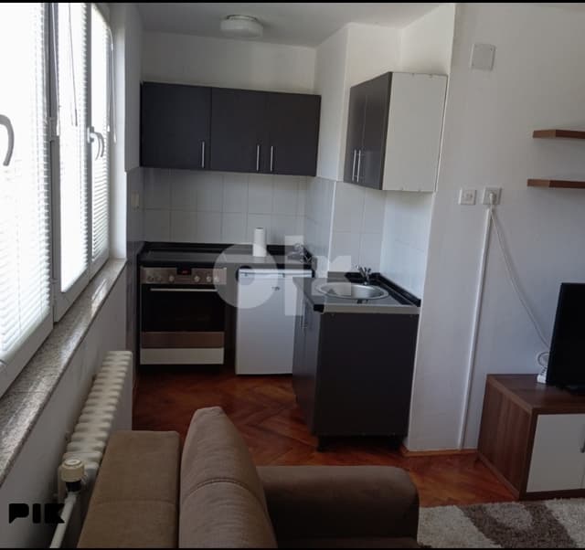 Selling a studio apartment in Novi Grad-Švrakino, 25 square meters photo 3
