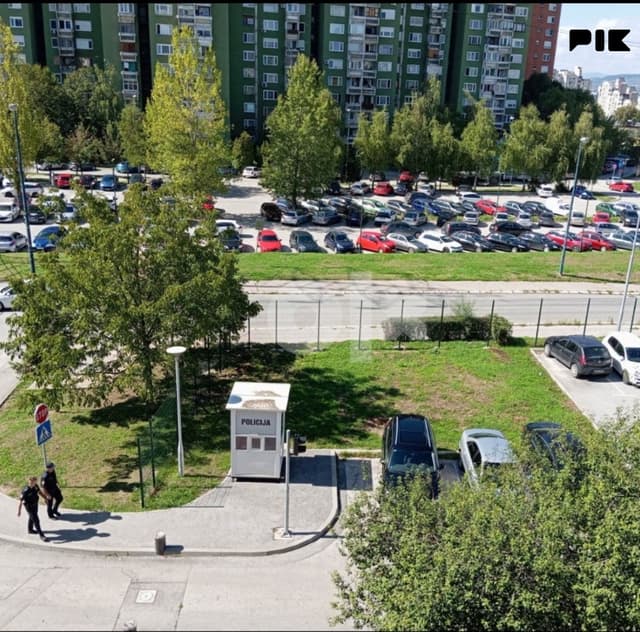 Selling a studio apartment in Novi Grad-Švrakino, 25 square meters photo 4